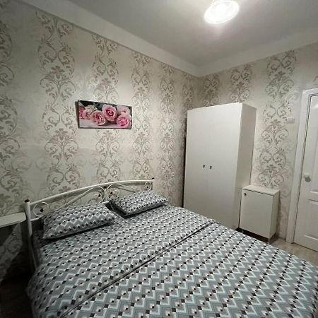 2К Квартира Велика Васильківська 118, Палац Україна 키예프 외부 사진