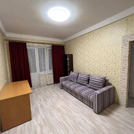 2К Квартира Велика Васильківська 118, Палац Україна 키예프 외부 사진